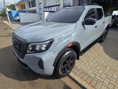 NISSAN Frontier 2.3 16V PRO4X CABINE DUPLA 4X4 BI-TURBO DIESEL AUTOM�TICO, Foto 4