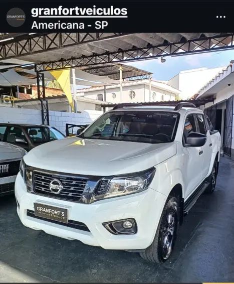 NISSAN Frontier 2.3 ATTACK CABINE DUPLA 4X4 BI-TURBO DIESEL AUTOM�TICO, Foto 2
