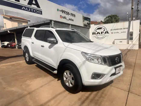 NISSAN Frontier 2.3 16V LE 4X4 CABINE DUPLA BI-TURBO DIESEL AUTOM�TICO, Foto 3