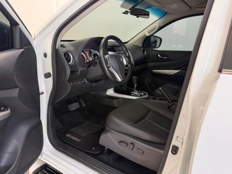 NISSAN Frontier 2.3 16V XE 4X4 CABINE DUPLA BI-TURBO DIESEL AUTOM�TICO, Foto 6