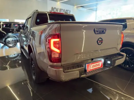 NISSAN Frontier 2.3 16V LE 4X4 CABINE DUPLA BI-TURBO DIESEL AUTOM�TICO, Foto 6