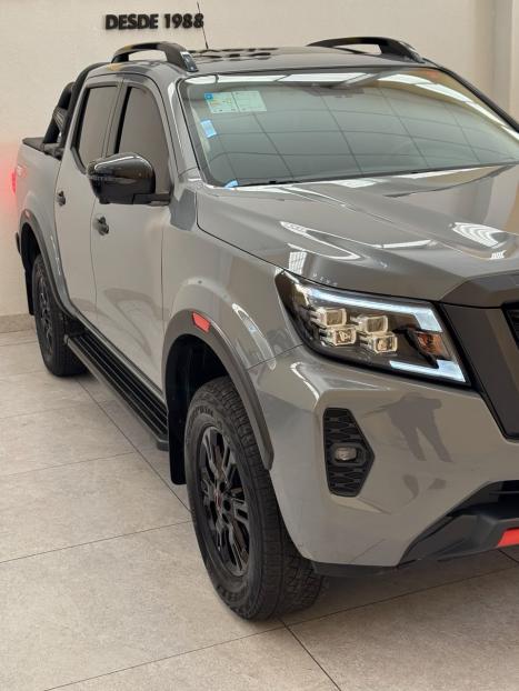 NISSAN Frontier 2.3 16V PRO4X CABINE DUPLA 4X4 BI-TURBO DIESEL AUTOM�TICO, Foto 5