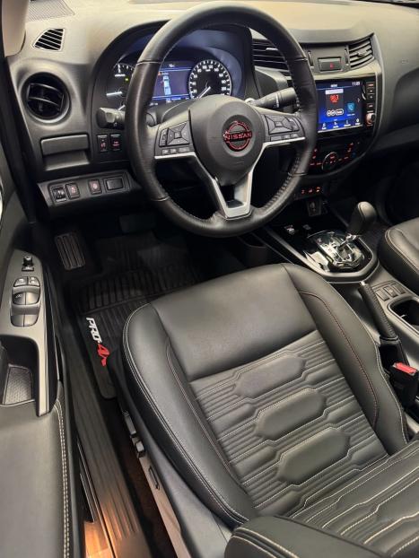 NISSAN Frontier 2.3 16V PRO4X CABINE DUPLA 4X4 BI-TURBO DIESEL AUTOM�TICO, Foto 7