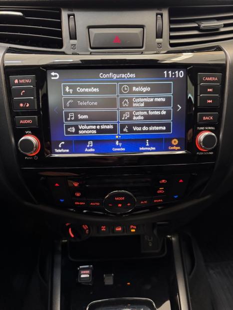 NISSAN Frontier 2.3 16V PRO4X CABINE DUPLA 4X4 BI-TURBO DIESEL AUTOM�TICO, Foto 12