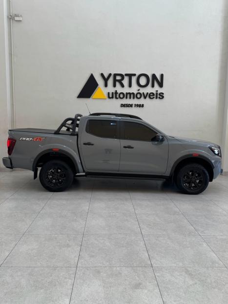 NISSAN Frontier 2.3 16V PRO4X CABINE DUPLA 4X4 BI-TURBO DIESEL AUTOM�TICO, Foto 17