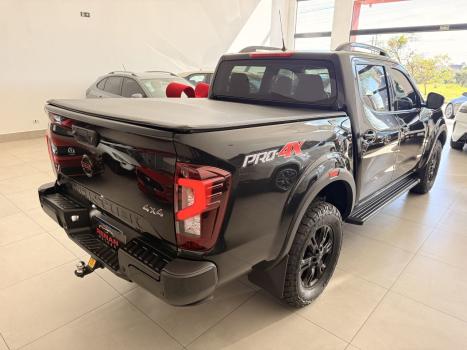NISSAN Frontier 2.3 16V PRO4X CABINE DUPLA 4X4 BI-TURBO DIESEL AUTOM�TICO, Foto 2