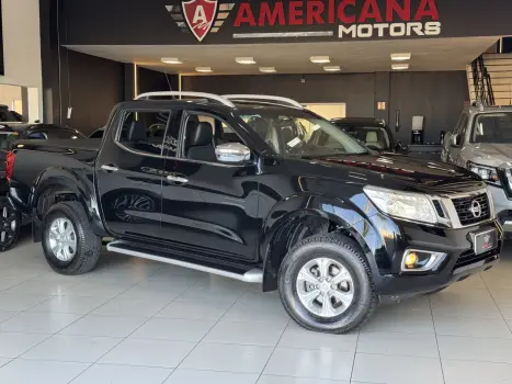 NISSAN Frontier 2.3 16V LE 4X4 CABINE DUPLA BI-TURBO DIESEL AUTOM�TICO, Foto 2