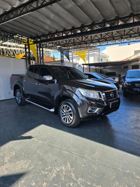 NISSAN Frontier 2.3 16V XE 4X4 CABINE DUPLA BI-TURBO DIESEL AUTOM�TICO, Foto 2