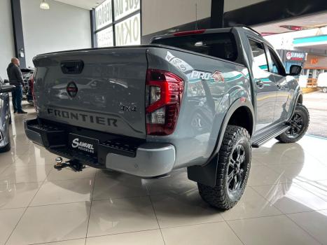 NISSAN Frontier 2.3 16V PRO4X CABINE DUPLA 4X4 BI-TURBO DIESEL AUTOM�TICO, Foto 7