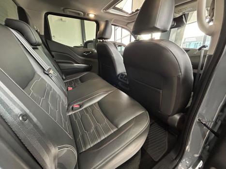 NISSAN Frontier 2.3 16V PRO4X CABINE DUPLA 4X4 BI-TURBO DIESEL AUTOM�TICO, Foto 14