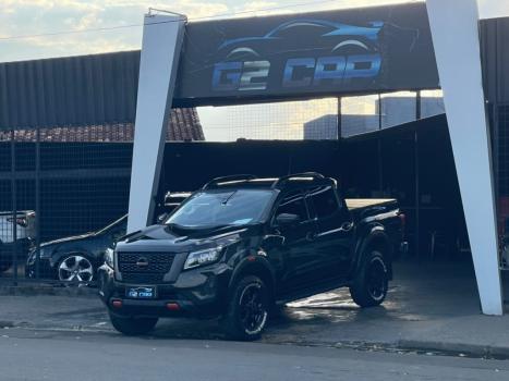 NISSAN Frontier 2.3 16V PRO4X CABINE DUPLA 4X4 BI-TURBO DIESEL AUTOM�TICO, Foto 3