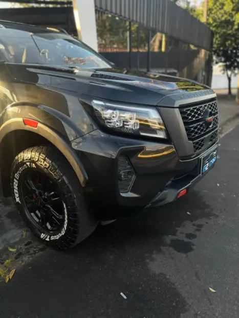 NISSAN Frontier 2.3 16V PRO4X CABINE DUPLA 4X4 BI-TURBO DIESEL AUTOM�TICO, Foto 10