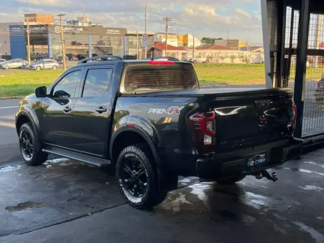 NISSAN Frontier 2.3 16V PRO4X CABINE DUPLA 4X4 BI-TURBO DIESEL AUTOM�TICO, Foto 13