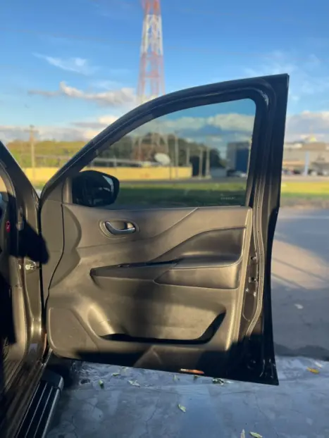 NISSAN Frontier 2.3 16V PRO4X CABINE DUPLA 4X4 BI-TURBO DIESEL AUTOM�TICO, Foto 26