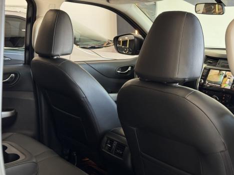 NISSAN Frontier 2.3 16V LE 4X4 CABINE DUPLA BI-TURBO DIESEL AUTOM�TICO, Foto 17