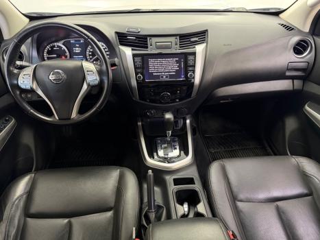 NISSAN Frontier 2.3 16V XE 4X4 CABINE DUPLA BI-TURBO DIESEL AUTOM�TICO, Foto 4