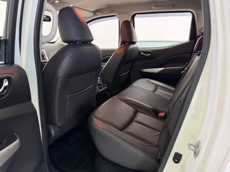 NISSAN Frontier 2.3 16V XE 4X4 CABINE DUPLA BI-TURBO DIESEL AUTOM�TICO, Foto 7