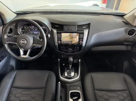 NISSAN Frontier 2.3 16V PLATINUM CABINE DUPLA 4X4 BI-TURBO DIESEL AUTOM�TICO, Foto 7