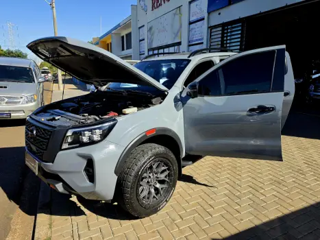 NISSAN Frontier 2.3 16V PRO4X CABINE DUPLA 4X4 BI-TURBO DIESEL AUTOM�TICO, Foto 10