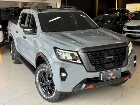 NISSAN Frontier 2.3 16V PRO4X CABINE DUPLA 4X4 BI-TURBO DIESEL AUTOM�TICO, Foto 2
