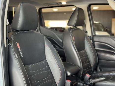 NISSAN Frontier 2.3 16V PRO4X CABINE DUPLA 4X4 BI-TURBO DIESEL AUTOM�TICO, Foto 12