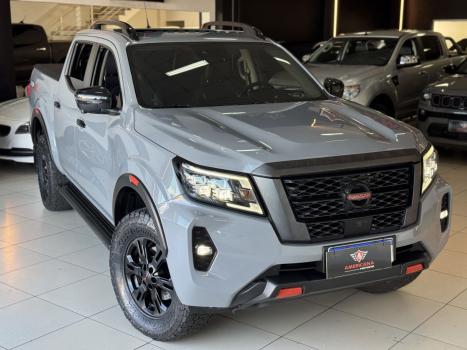 NISSAN Frontier 2.3 16V PRO4X CABINE DUPLA 4X4 BI-TURBO DIESEL AUTOM�TICO, Foto 2