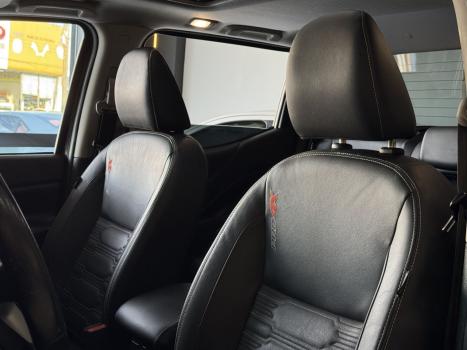 NISSAN Frontier 2.3 16V PRO4X CABINE DUPLA 4X4 BI-TURBO DIESEL AUTOM�TICO, Foto 20