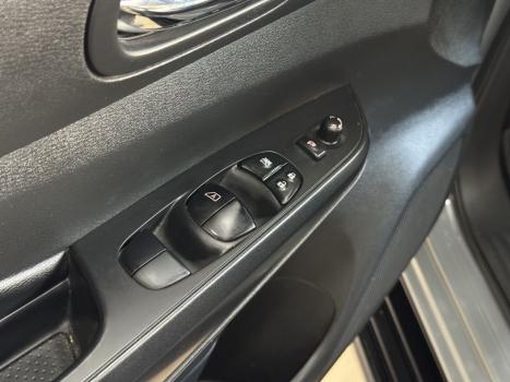 NISSAN Frontier 2.3 16V PRO4X CABINE DUPLA 4X4 BI-TURBO DIESEL AUTOM�TICO, Foto 21