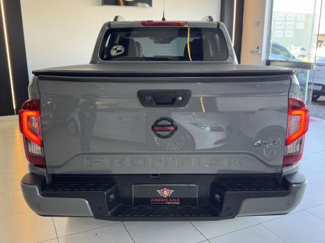 NISSAN Frontier 2.3 16V PRO4X CABINE DUPLA 4X4 BI-TURBO DIESEL AUTOM�TICO, Foto 7