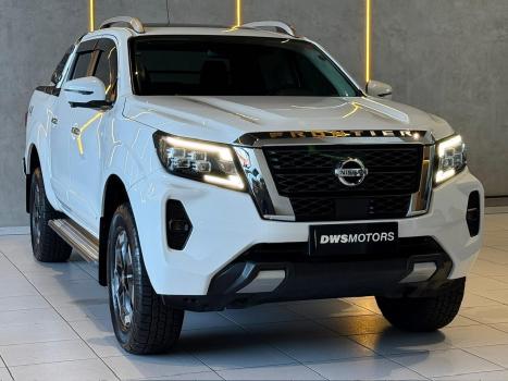 NISSAN Frontier 2.3 16V PLATINUM CABINE DUPLA 4X4 BI-TURBO DIESEL AUTOM�TICO, Foto 3