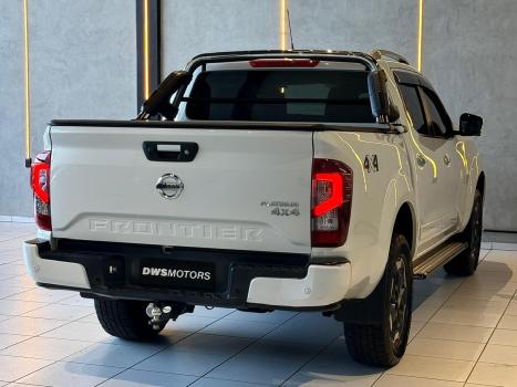NISSAN Frontier 2.3 16V PLATINUM CABINE DUPLA 4X4 BI-TURBO DIESEL AUTOM�TICO, Foto 8
