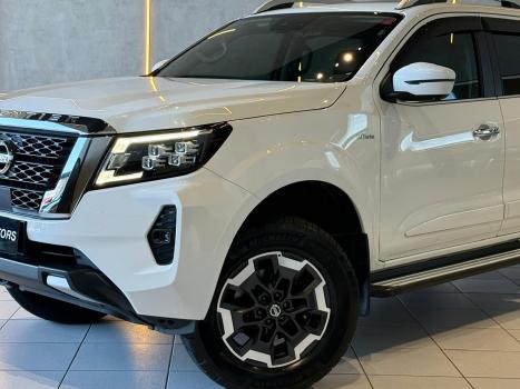 NISSAN Frontier 2.3 16V PLATINUM CABINE DUPLA 4X4 BI-TURBO DIESEL AUTOM�TICO, Foto 16