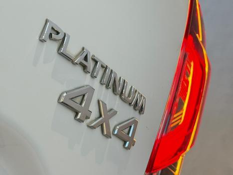 NISSAN Frontier 2.3 16V PLATINUM CABINE DUPLA 4X4 BI-TURBO DIESEL AUTOM�TICO, Foto 17