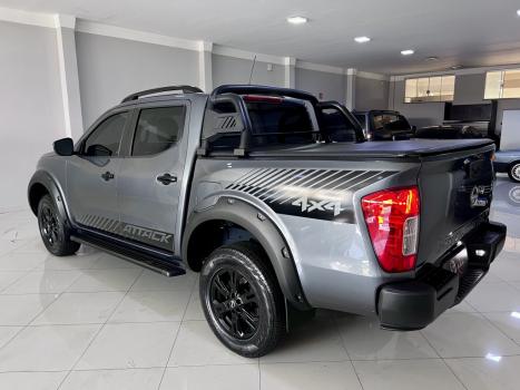 NISSAN Frontier 2.3 ATTACK CABINE DUPLA 4X4 BI-TURBO DIESEL AUTOM�TICO, Foto 2