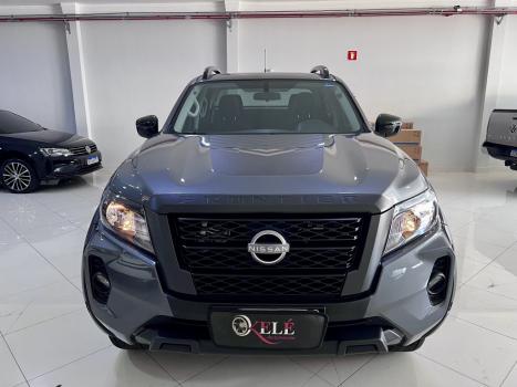 NISSAN Frontier 2.3 ATTACK CABINE DUPLA 4X4 BI-TURBO DIESEL AUTOM�TICO, Foto 3