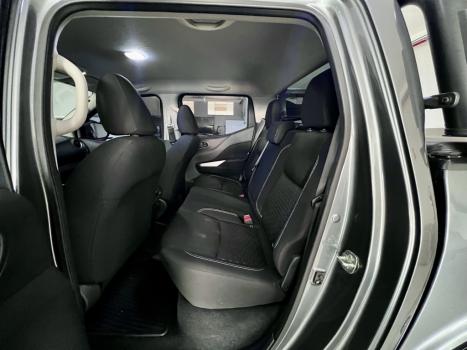 NISSAN Frontier 2.3 ATTACK CABINE DUPLA 4X4 BI-TURBO DIESEL AUTOM�TICO, Foto 7