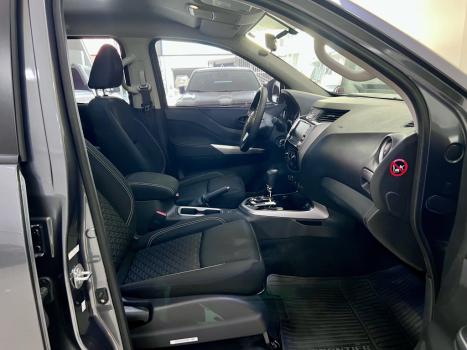 NISSAN Frontier 2.3 ATTACK CABINE DUPLA 4X4 BI-TURBO DIESEL AUTOM�TICO, Foto 8