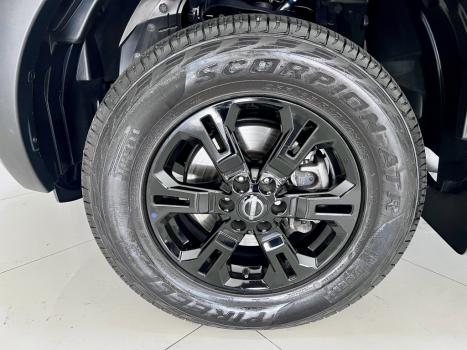 NISSAN Frontier 2.3 ATTACK CABINE DUPLA 4X4 BI-TURBO DIESEL AUTOM�TICO, Foto 14