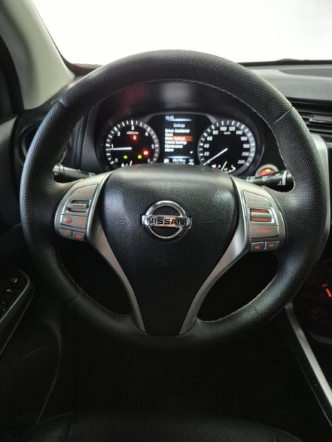 NISSAN Frontier 2.3 16V LE 4X4 CABINE DUPLA BI-TURBO DIESEL AUTOM�TICO, Foto 7