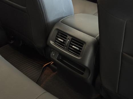 NISSAN Frontier 2.3 16V PRO4X CABINE DUPLA 4X4 BI-TURBO DIESEL AUTOM�TICO, Foto 17
