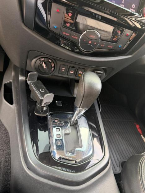 NISSAN Frontier 2.3 16V PRO4X CABINE DUPLA 4X4 BI-TURBO DIESEL AUTOM�TICO, Foto 15