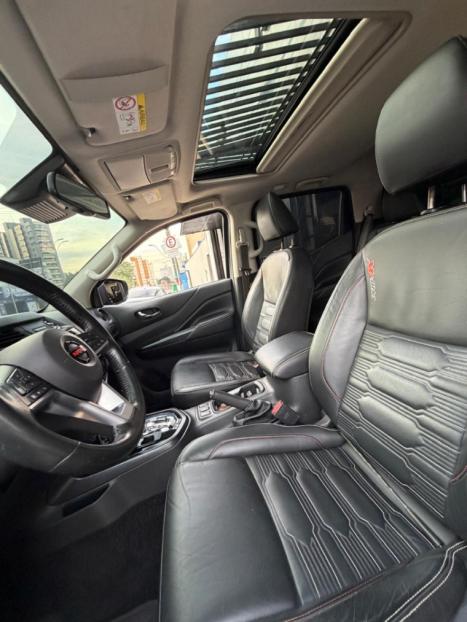 NISSAN Frontier 2.3 16V PRO4X CABINE DUPLA 4X4 BI-TURBO DIESEL AUTOM�TICO, Foto 20