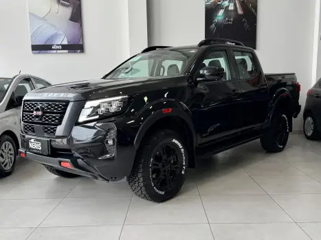 NISSAN Frontier 2.3 16V PRO4X CABINE DUPLA 4X4 BI-TURBO DIESEL AUTOM�TICO, Foto 1