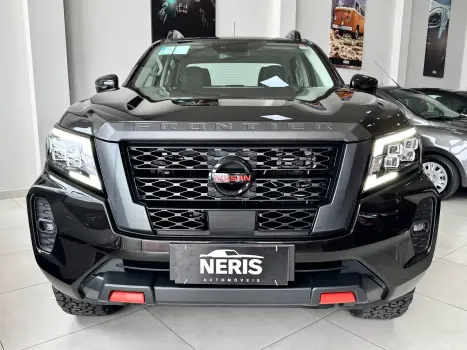 NISSAN Frontier 2.3 16V PRO4X CABINE DUPLA 4X4 BI-TURBO DIESEL AUTOM�TICO, Foto 2
