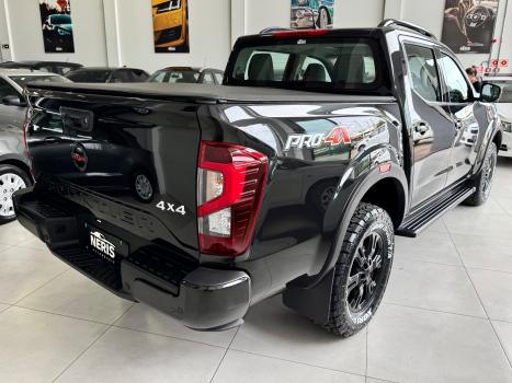 NISSAN Frontier 2.3 16V PRO4X CABINE DUPLA 4X4 BI-TURBO DIESEL AUTOM�TICO, Foto 5