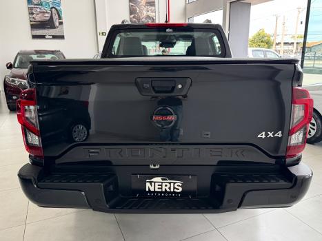NISSAN Frontier 2.3 16V PRO4X CABINE DUPLA 4X4 BI-TURBO DIESEL AUTOM�TICO, Foto 6