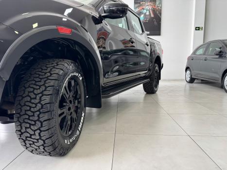 NISSAN Frontier 2.3 16V PRO4X CABINE DUPLA 4X4 BI-TURBO DIESEL AUTOM�TICO, Foto 11