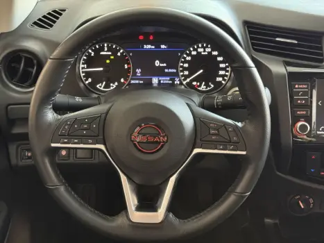 NISSAN Frontier 2.3 16V PRO4X CABINE DUPLA 4X4 BI-TURBO DIESEL AUTOM�TICO, Foto 9