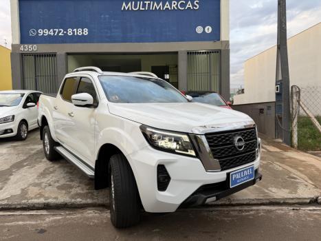 NISSAN Frontier 2.3 16V XE 4X4 CABINE DUPLA BI-TURBO DIESEL AUTOM�TICO, Foto 2