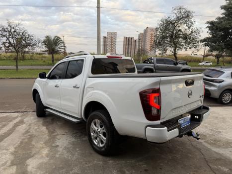 NISSAN Frontier 2.3 16V XE 4X4 CABINE DUPLA BI-TURBO DIESEL AUTOM�TICO, Foto 11